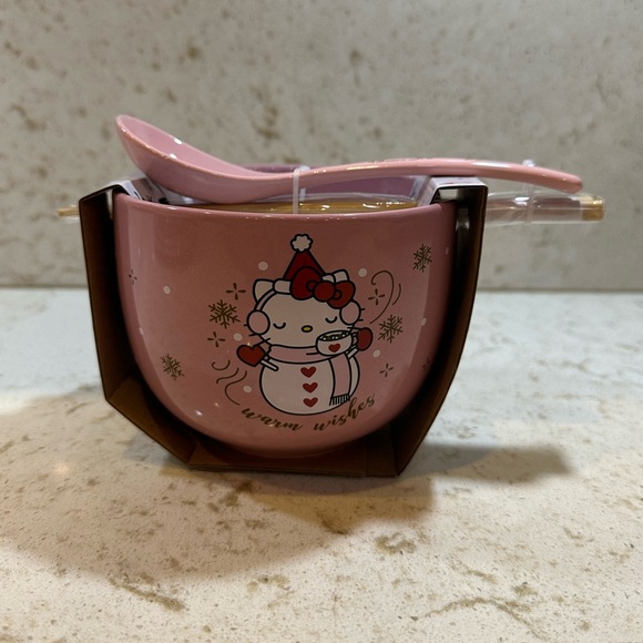 Hello Kitty x Sanrio Warm Wishes Holiday Ceramic Bowl Set *BNWT* - Picture 2 of 4